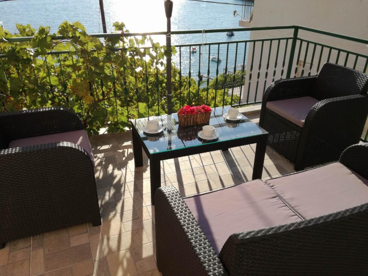 House Karlo Apartments أوميس المظهر الخارجي الصورة