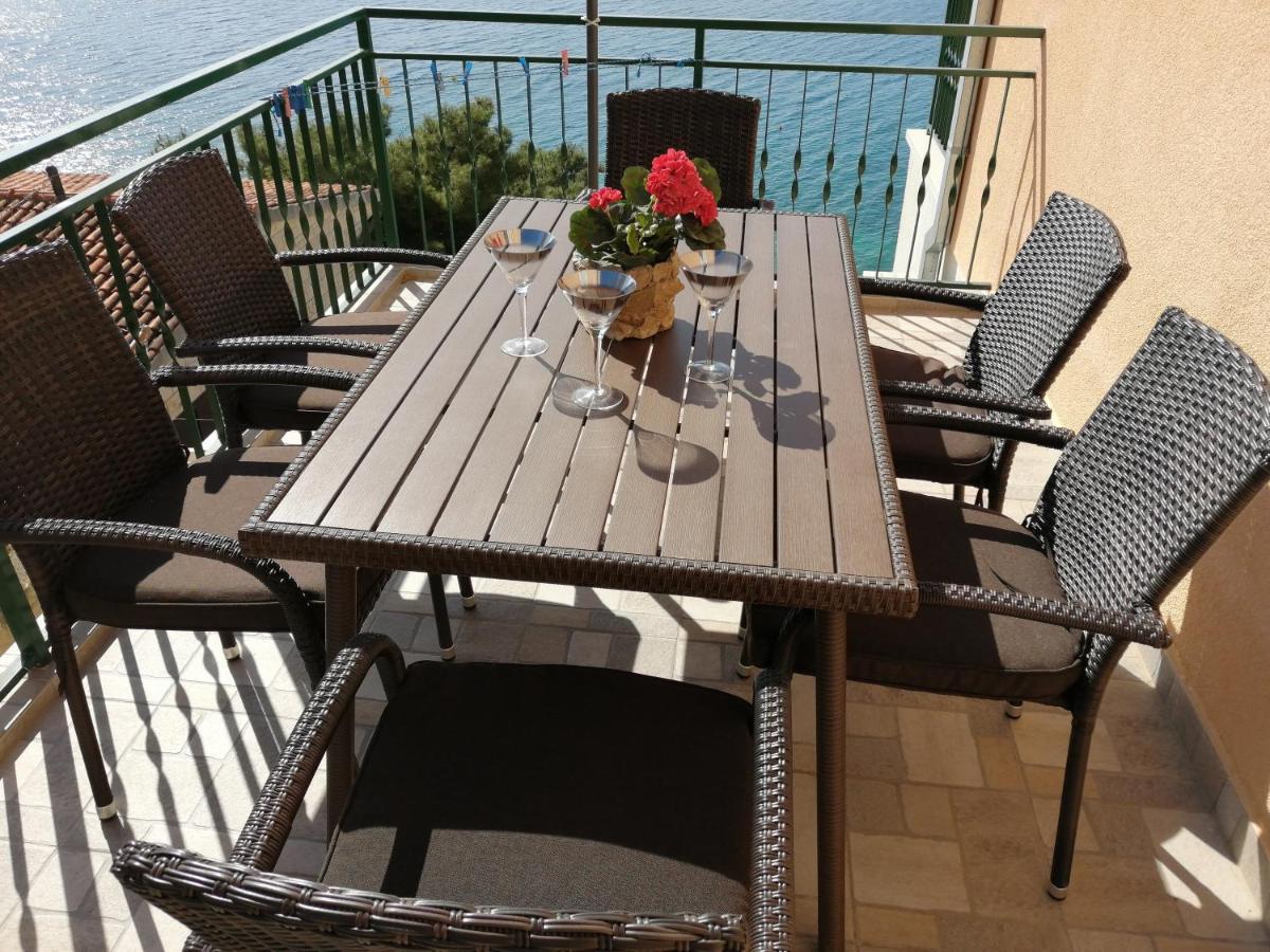 House Karlo Apartments أوميس المظهر الخارجي الصورة