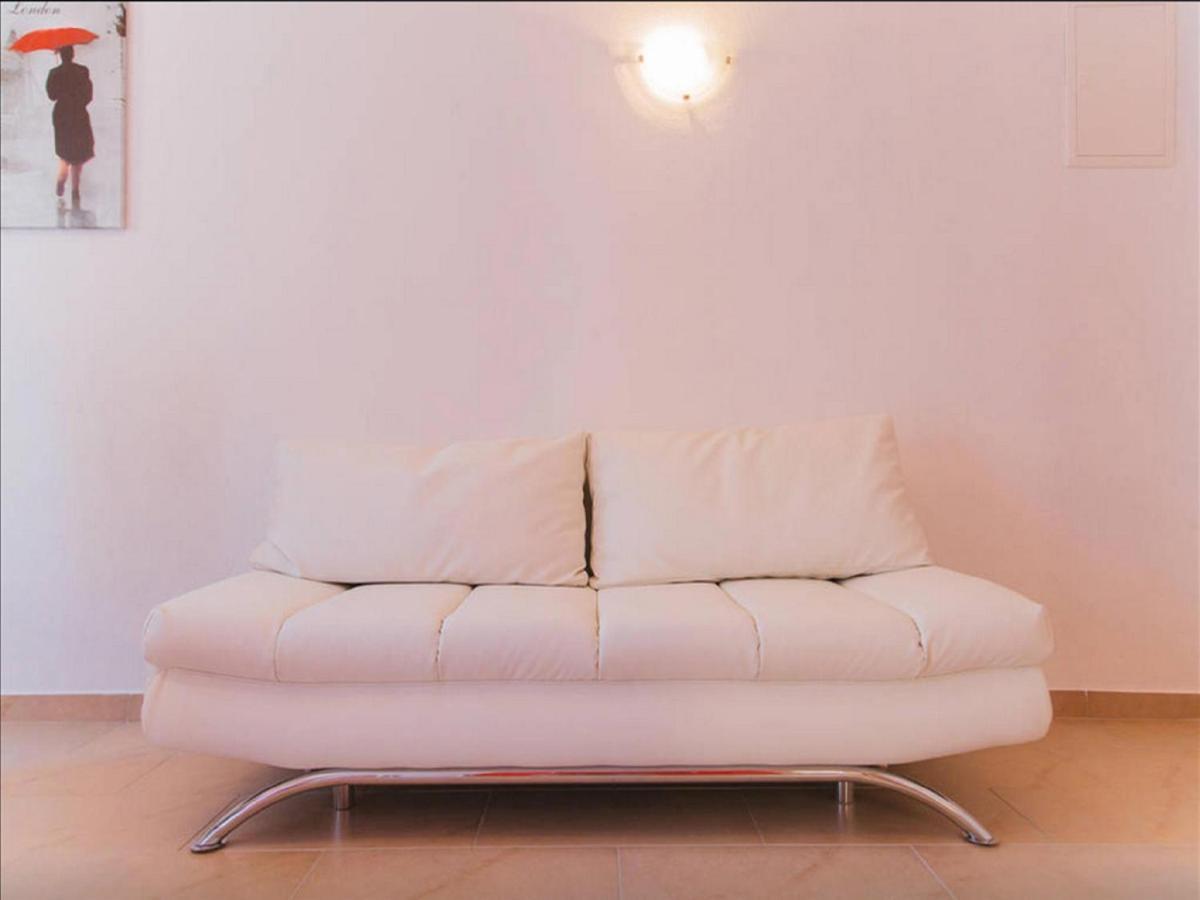 House Karlo Apartments أوميس المظهر الخارجي الصورة