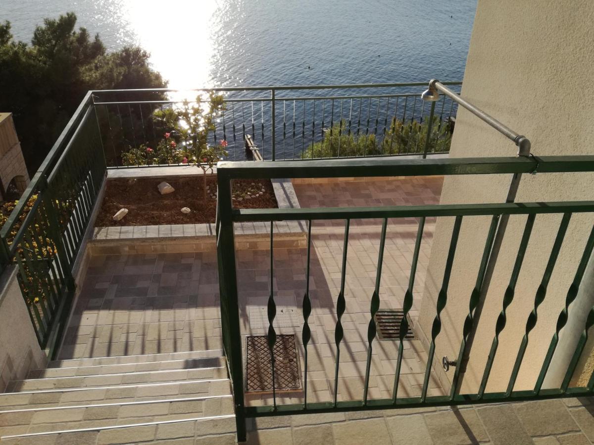House Karlo Apartments أوميس المظهر الخارجي الصورة